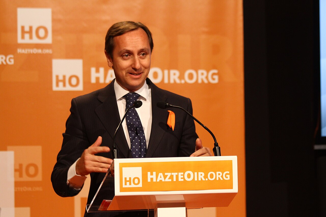 Carlos Cuesta