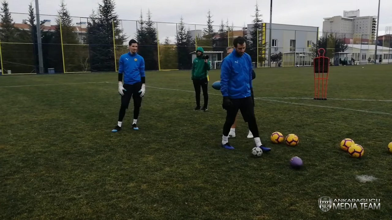 Altay Bayındır