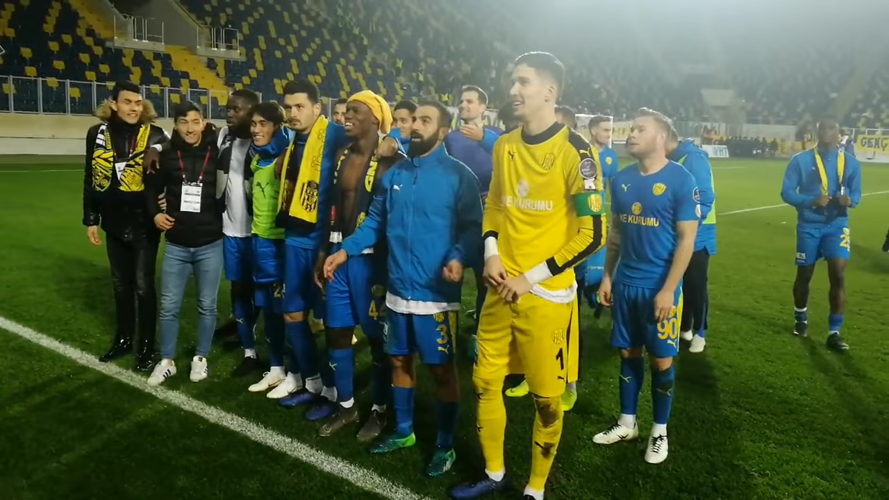 Altay Bayındır