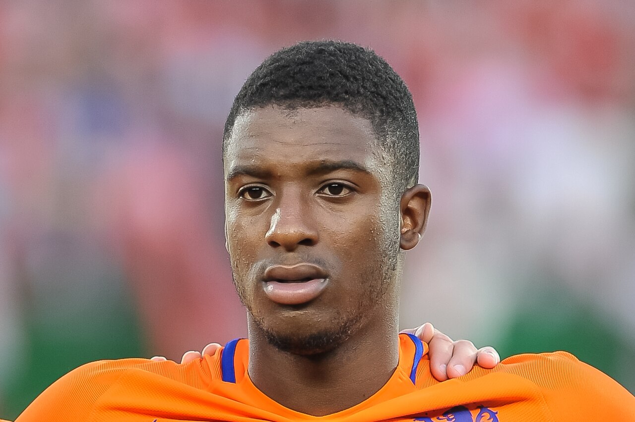 Riechedly Bazoer