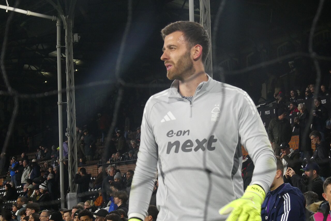 Angus Gunn