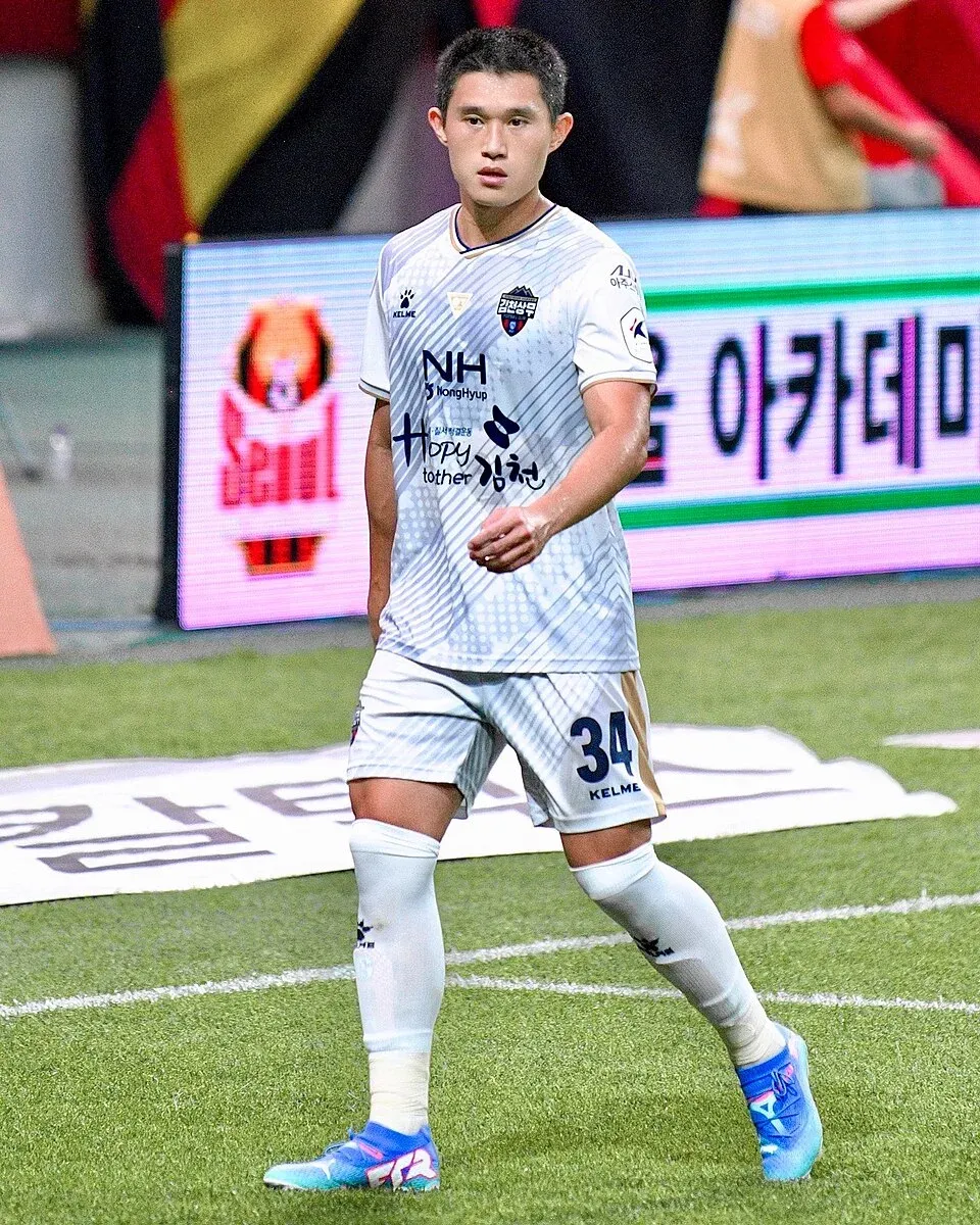 Lee Dong-gyeong