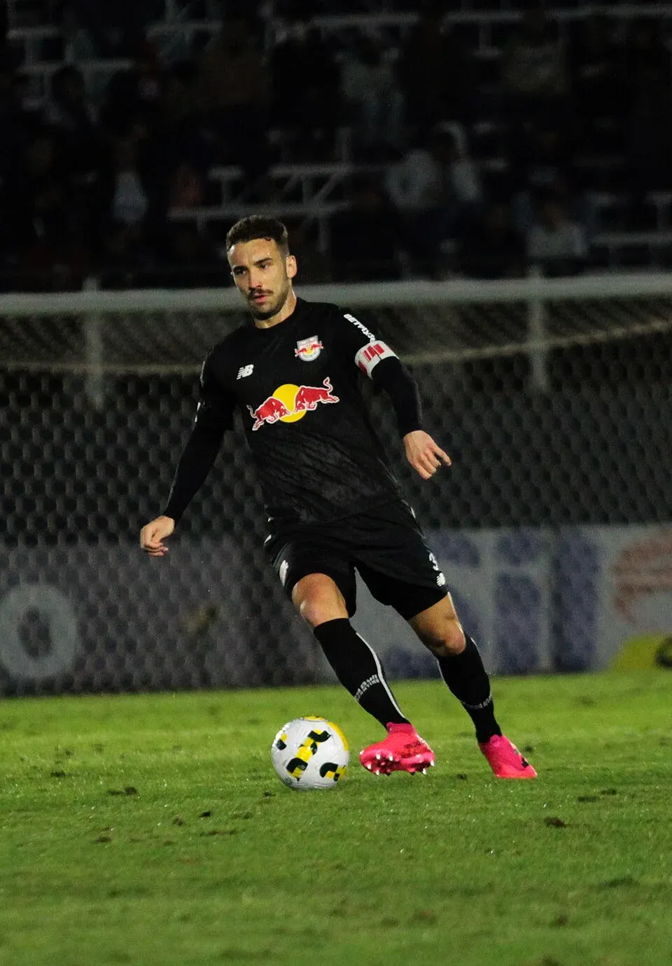 Léo Ortiz