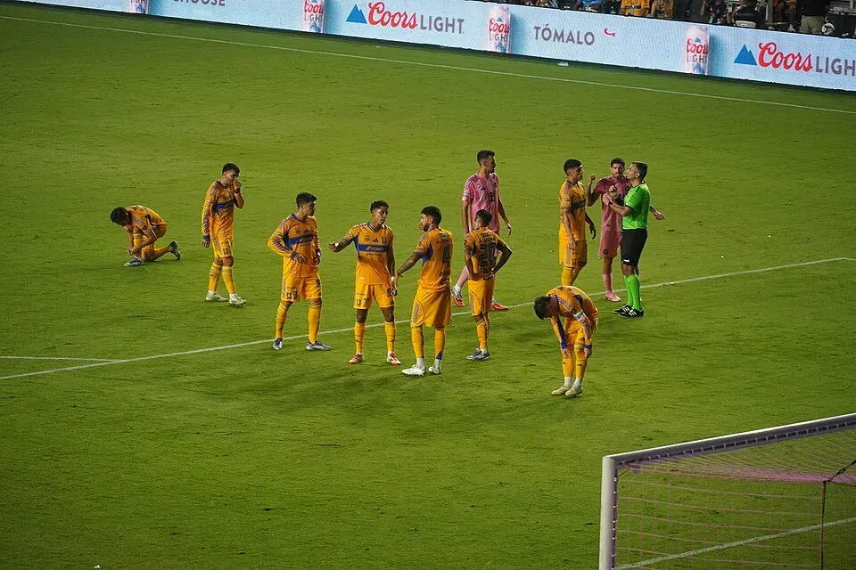 Diego Lainez