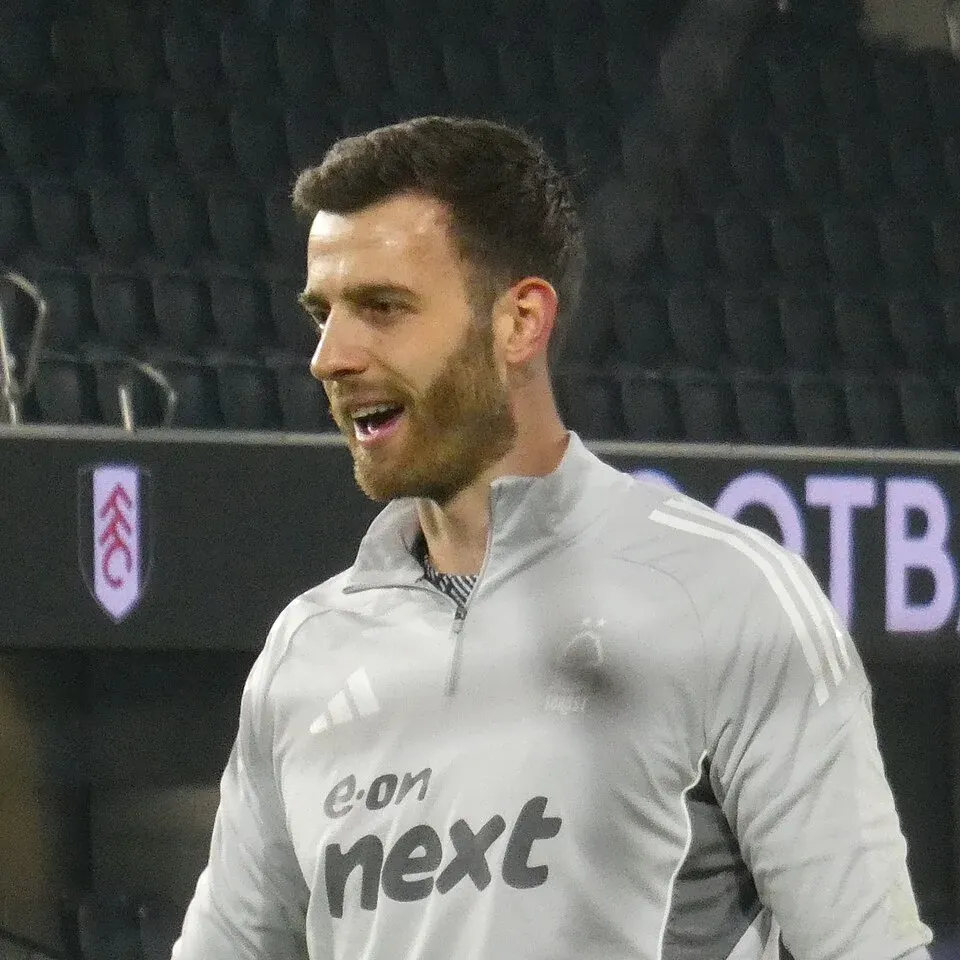 Angus Gunn